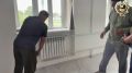 Нацпроекты: ремонт школы. Во исполнение поручения прокурора республики Арсана Адаева прокурором Шелковского района Алу Цацаевым совместно с сотрудниками МЧС и представителями подрядной организации проведена выездная проверка...