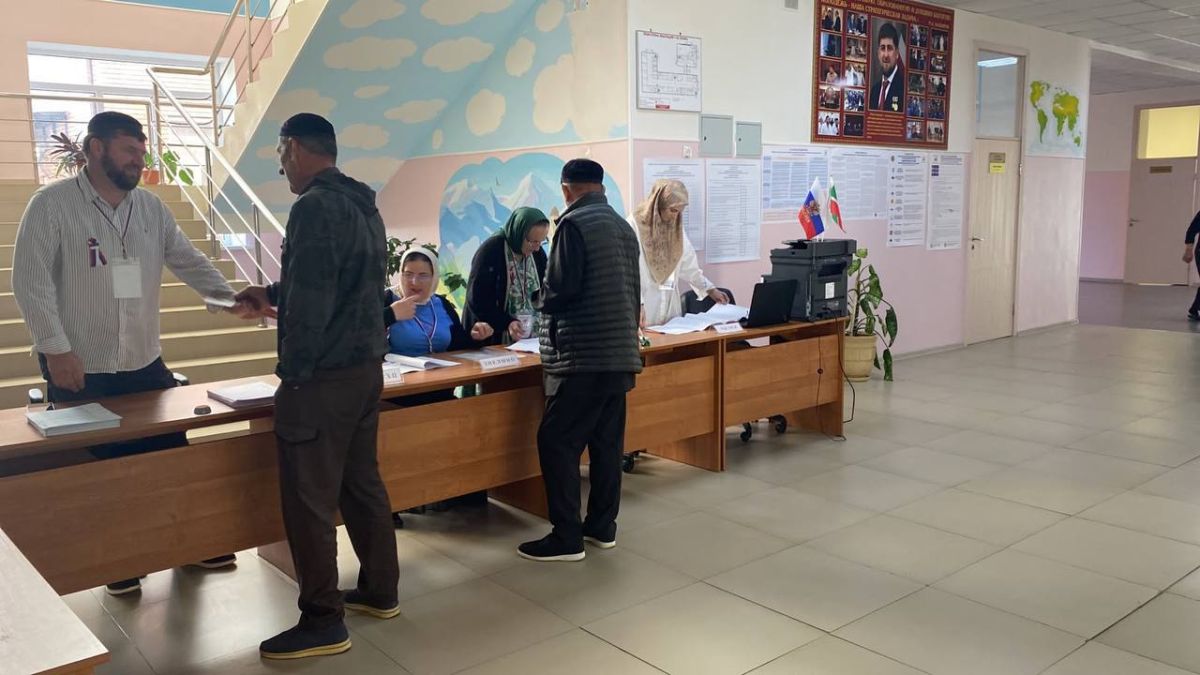 Жители высокогорного Итум-Калинского района выбирают будущее Жители высокогорного Итум-Калинского района выбирают будущее