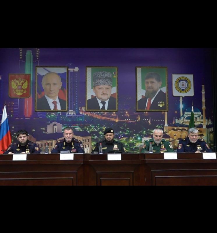 В Министерстве внутренних дел по Чеченской Республике состоялось расширенное межведомственное совещание по вопросам обеспечения правопорядка и общественной безопасности в период подготовки и проведения праздничных... В Министерстве внутренних дел по Чеченской Республике состоялось расширенное межведомственное совещание по вопросам обеспечения правопорядка и общественной безопасности в период подготовки и проведения праздничных...