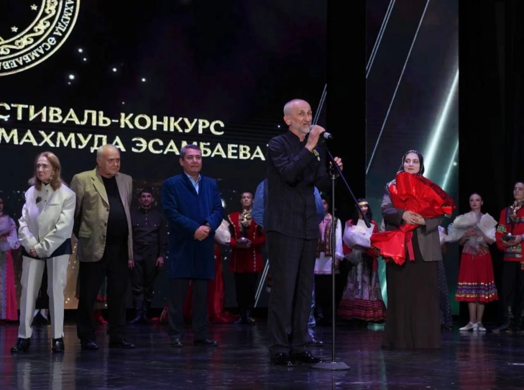 Во Дворце танца «Вайнах» состоялось торжественное закрытие XVII Международного фестиваля-конкурса сольного танца имени Махмуда Эсамбаева Во Дворце танца «Вайнах» состоялось торжественное закрытие XVII Международного фестиваля-конкурса сольного танца имени Махмуда Эсамбаева