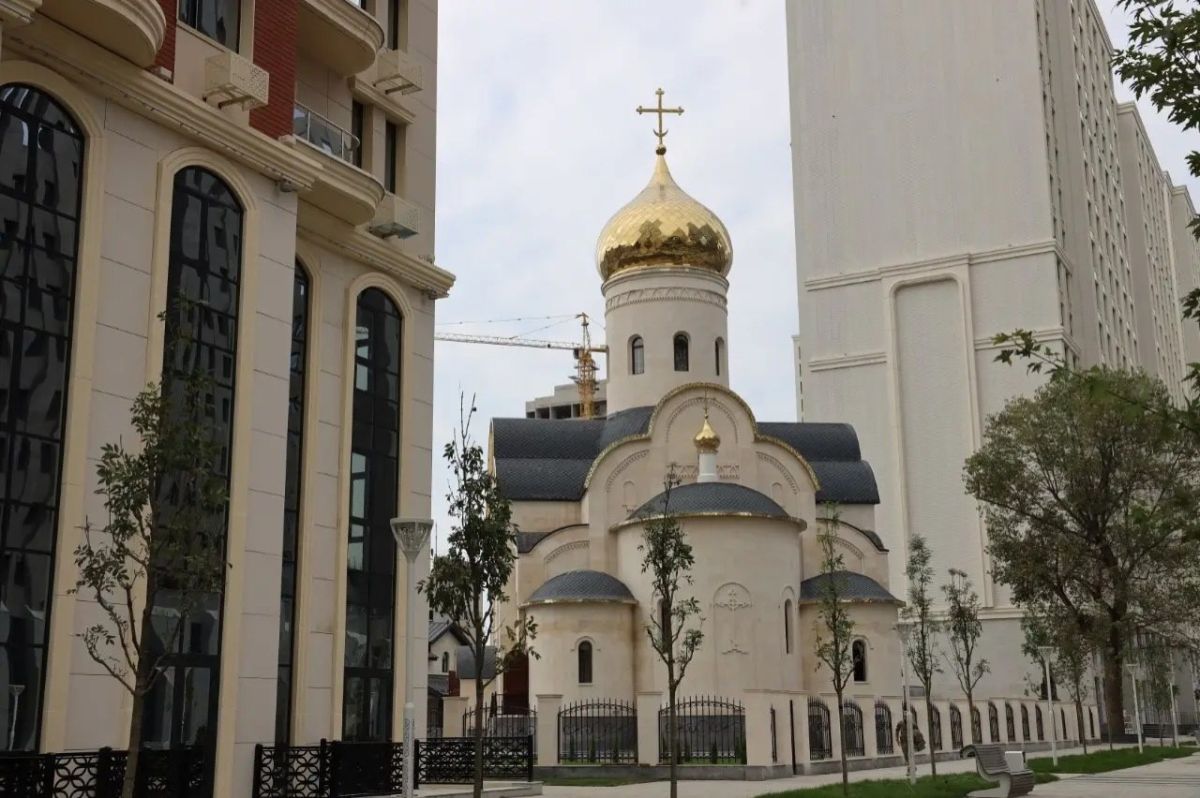 В том самом Грозном городе расширяются маршруты для прогулок без участия шумных автомобилей и узких неудобных пространств В том самом Грозном городе расширяются маршруты для прогулок без участия шумных автомобилей и узких неудобных пространств