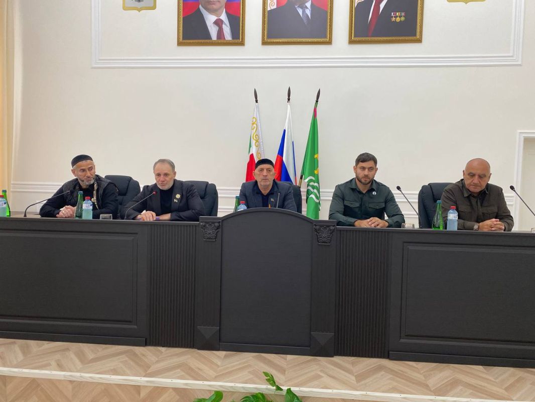 В Ачхой-Мартановском районе обсудили реформу местного самоуправления